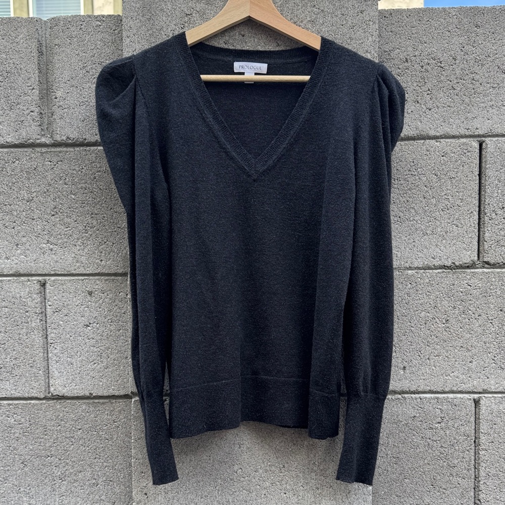 Prologue Subtle Shimmer Black V-Neck Puff Sleeve Sweater medium